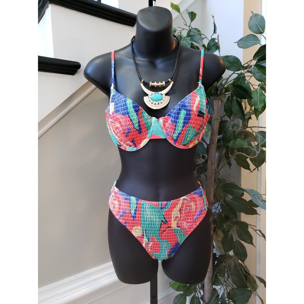 Womens 2 Piece Swimsuit L Multi Floral Smocked Triangle Spaghetti Strap Tie Back